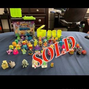 ❌SOLD❌The trash pack characters